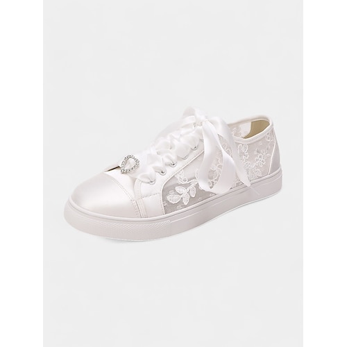 Damen-Sneaker mit Spitze und Satinbesatz – ideal für eine lässig-schicke Hochzeit Image