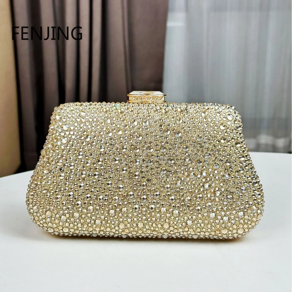 Sacs de soirée dorés pour femmes, pochettes et bourse en strass, sacs à main de fête/dîner/banquet, sacs à bandoulière avec chaîne pour bal de promo, nouvelle collection 2024