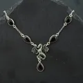 Collier Dragon Dracarys en argent sterling et grenat, bijoux en onyx noir. Collier Daenerys Jewelry Game of Thrones. Gotico