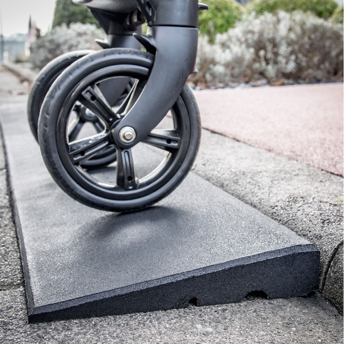 Baumarktplus Bordsteinrampe 100x25x4,5 cm Rollstuhlrampe Image