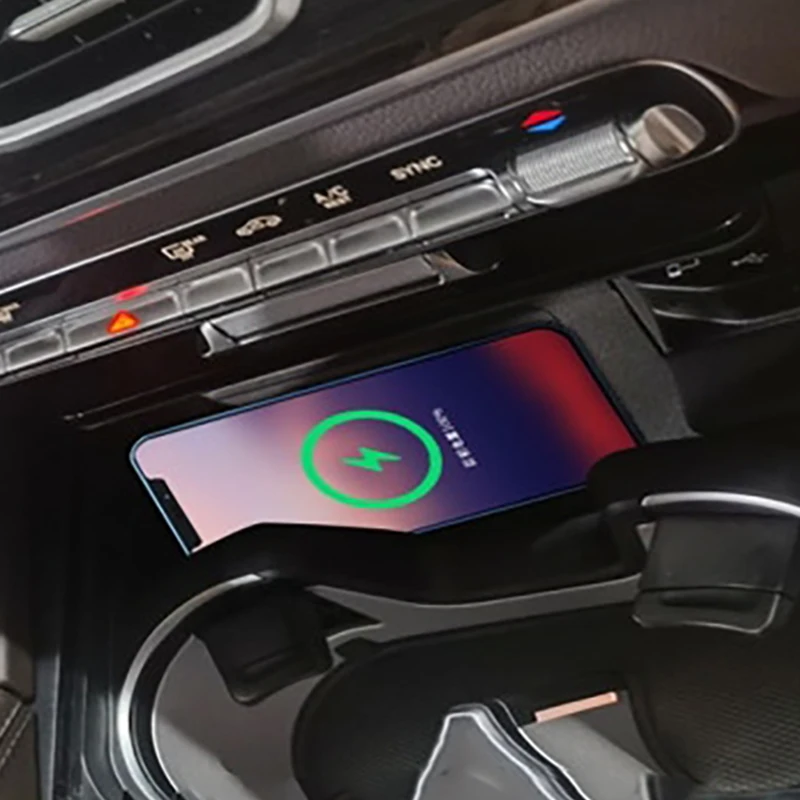  Auto-Wireless-Ladegerät 15 W schnelles Telefon-Ladegerät Ladehalter Ladepad für Mercedes Benz Gle W167 C167 GLS X167 2020–2023 Image