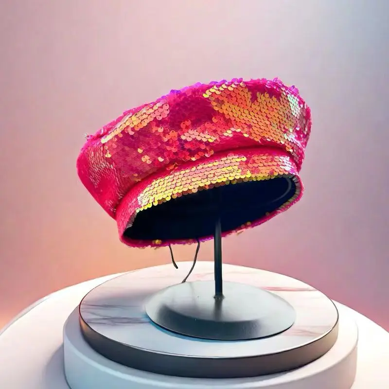 HongLuan 100 % Polyester, Unisex, handgefertigt, rosa Pailletten, Maskerade, Baskenmütze, Luxus, Musik, Festival, Winter, Party, Steampunk, Militärmütze Image