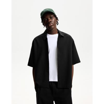 Bershka Short Sleeve Boxy Tailored Fit Shirt Men S Black