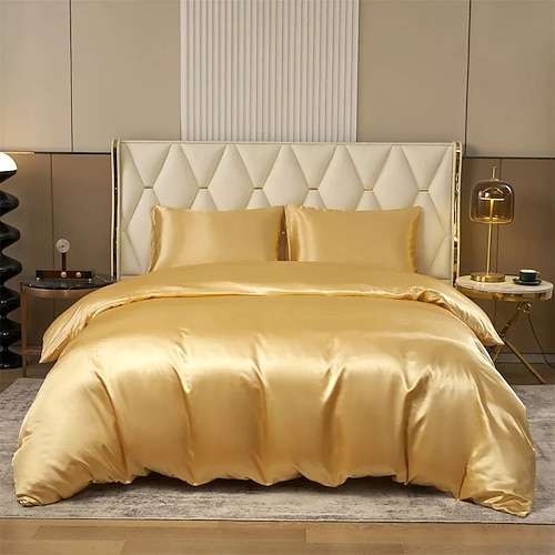 Seiden-Bettbezug-Set – luxuriöse, ultraweiche und atmungsaktive Bettwäsche für ultimativen Komfort. Hergestellt aus 100 % Maulbeerseide für ein glattes, hautfreundliches Gefühl und natürliche Temperaturregulierung. Image