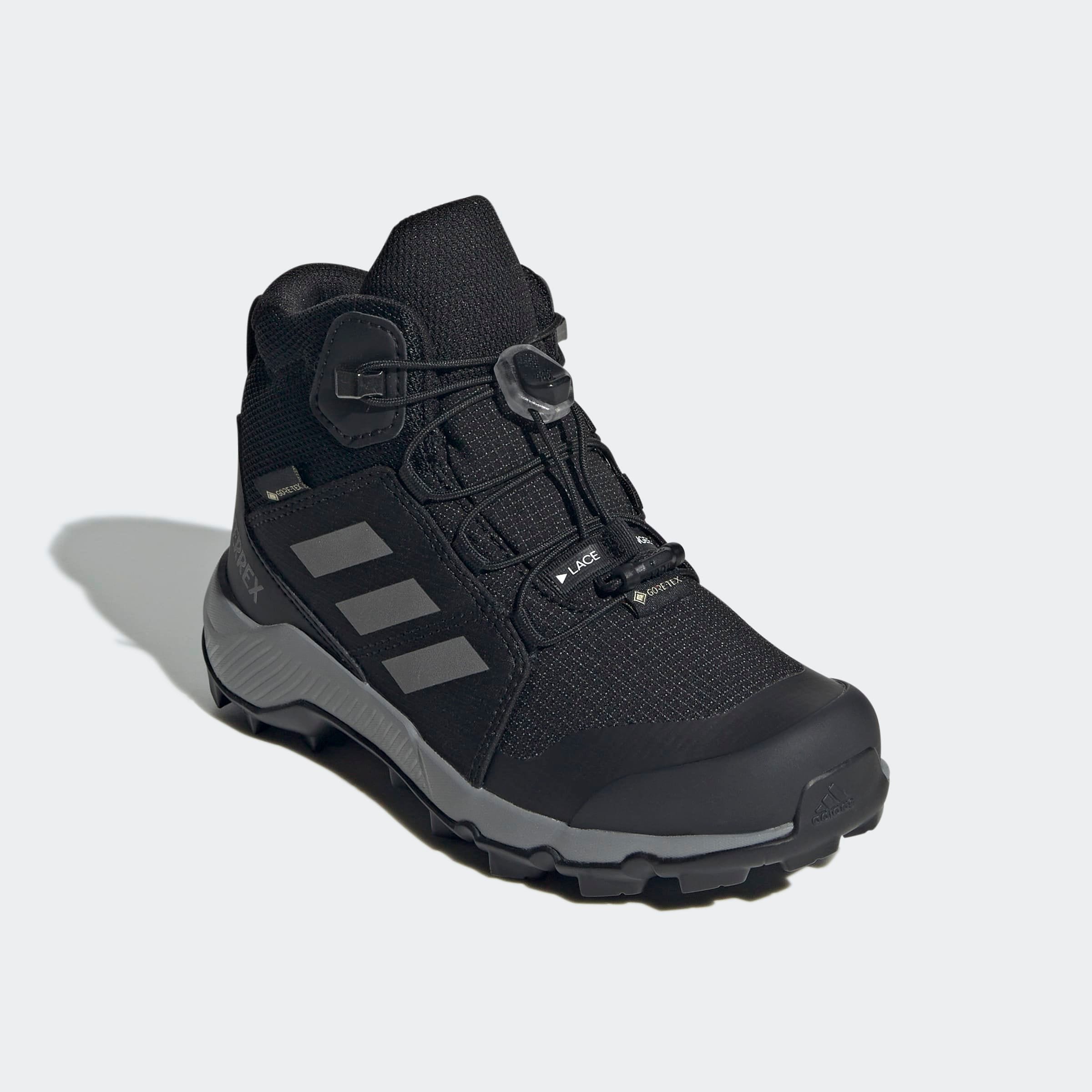Wanderschuh ADIDAS TERREX "TERREX MID GORE-TEX", Gr. 34, schwarz (core schwarz, grau three, core schwarz), Synthetik, Textil, Schuhe, wasserdicht Image