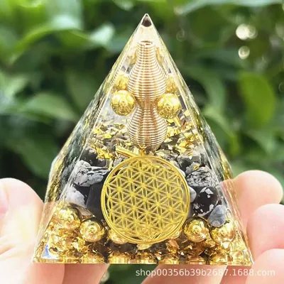 Natural stone amethyst crystalEnergy Generator Orgone Pyramid for E-Energy Protection Healing