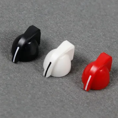 FLEOR 6PCS Plastic Guitar Amp Knobs Mini Chicken Head Effect Pedal Knobs,3 Colors Choose