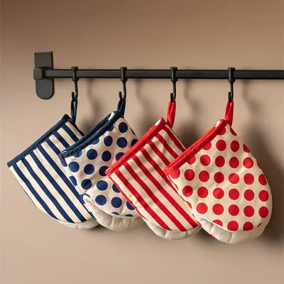 Style Polka Dot Heat-Resistant Oven Mitts for Home Use,Japanese Microwave Safe Gloves kitchen