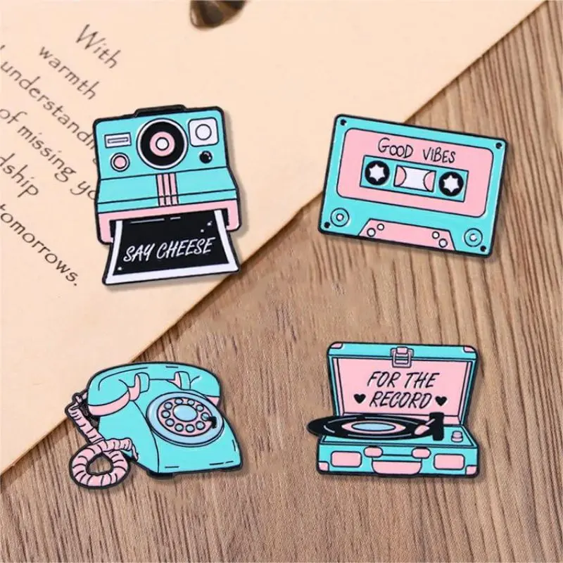 Cartoon Creative Vintage Telephone Cassette Camera Record Player Alloy Enamel Brooch Lapel Pin Tape Backpack Badge Accessories