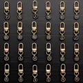 1PC Moda FAI DA TE AZ Lettera dalla A alla Z Portachiavi Pendenti e Ciondoli 26 Iniziali dell'alfabeto Portachiavi Anello Ciondolo Supporto In Metallo Borsa Accessori Regalo