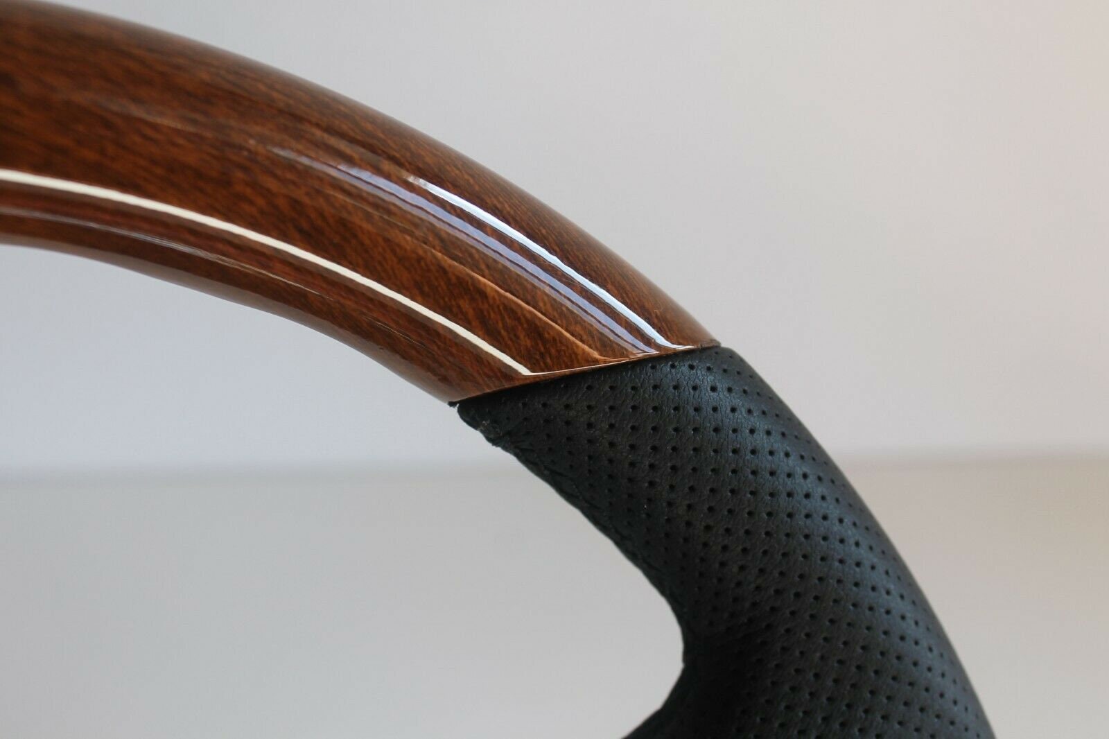 Volante adatto per VW Usato, personalizzato, ricostruito in legno, pelle nera, 350 mm, in legno, ricostruito a mano per Mk1 Mk2 Golf Jetta Scirocco Ca