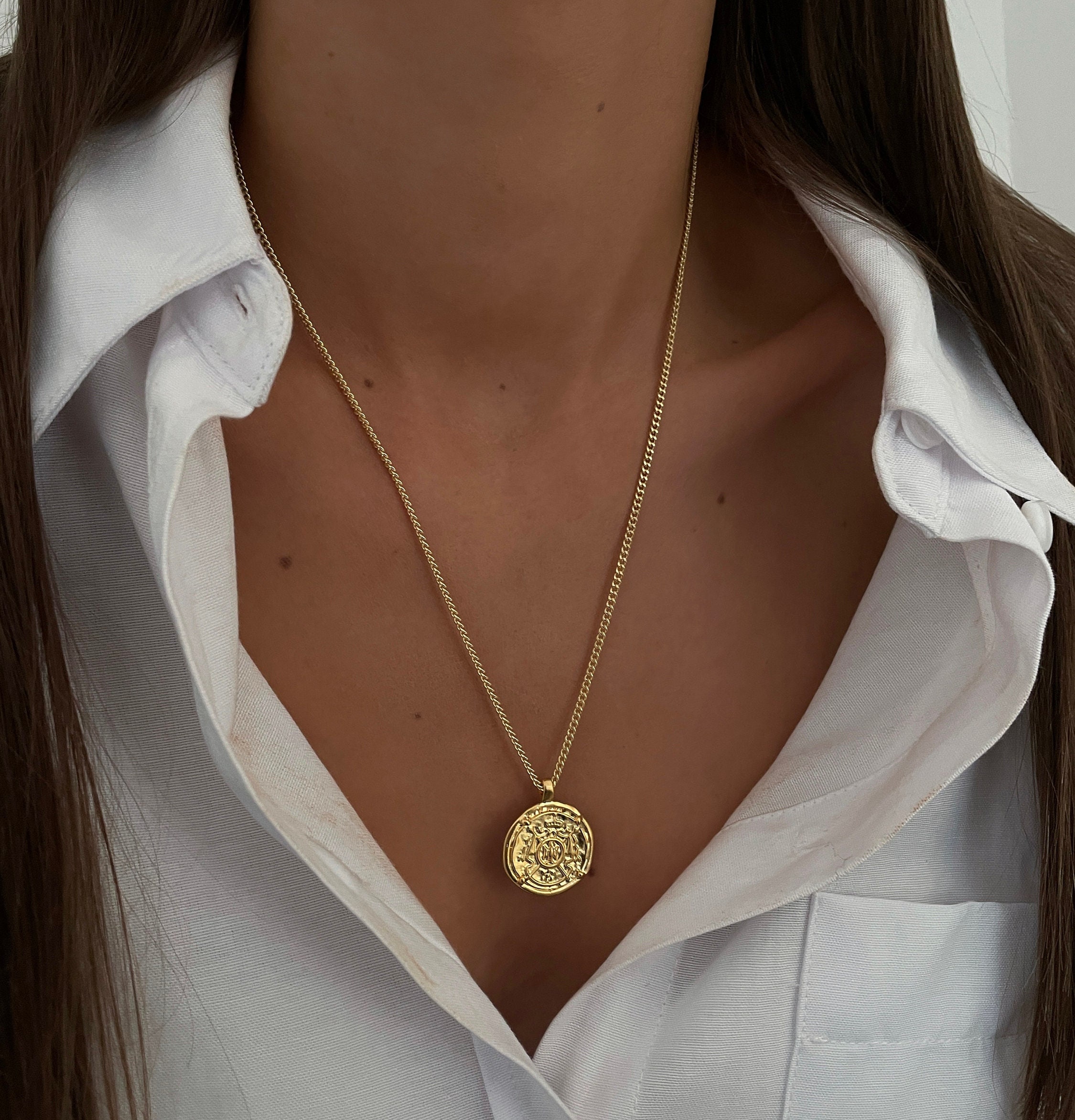 Collana con moneta d'oro, collana con moneta d'oro a catena, collana con moneta d'oro, collana con medaglione d'oro, collana con catena d'oro a catena