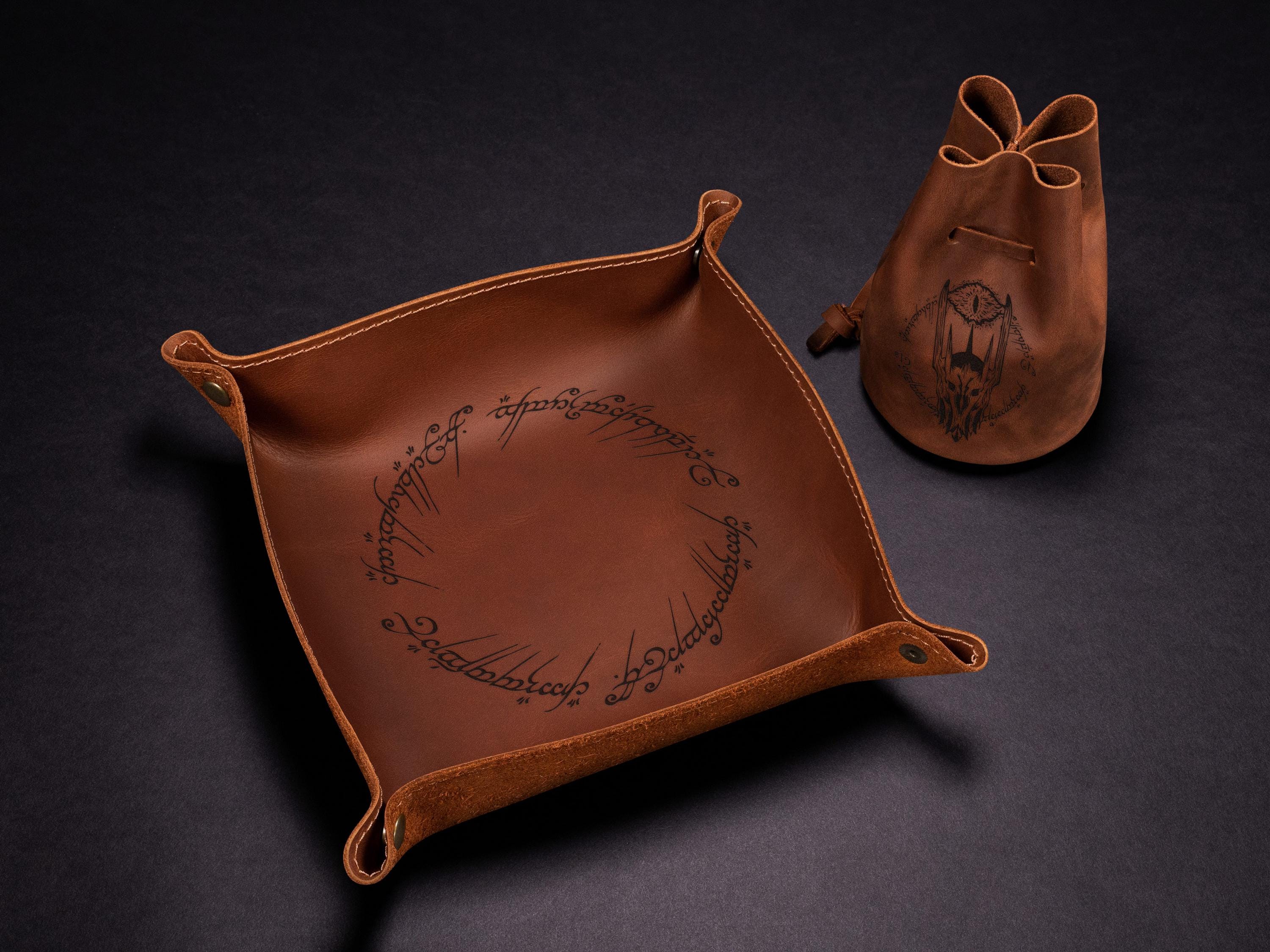 Vassoio per dadi da lancio, personalizzato, vassoio per dadi in pelle, Dungeons and Dragons, dadi, set di dadi, gioco di ruolo, dadi da lancio, DND