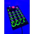 Pulsante USB per PC Box 32 funzioni retroilluminato Rosso con foglio di etichette al neon per sim racing