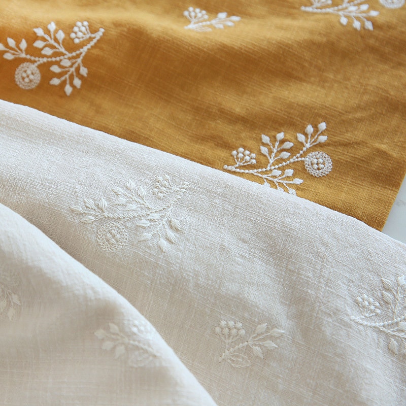 Tessuto ricamato in cotone floreale, tessuto giapponese, tessuto ricamato, tessuto per trapuntatura, tessuto di design, tessuto da 1/2 iarda, tessuto