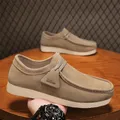 Moda kaki scarpe casual da uomo mocassini in pelle scamosciata piattaforma da uomo slip-on scarpe da guida da uomo scarpe leggere per il tempo libero da uomo