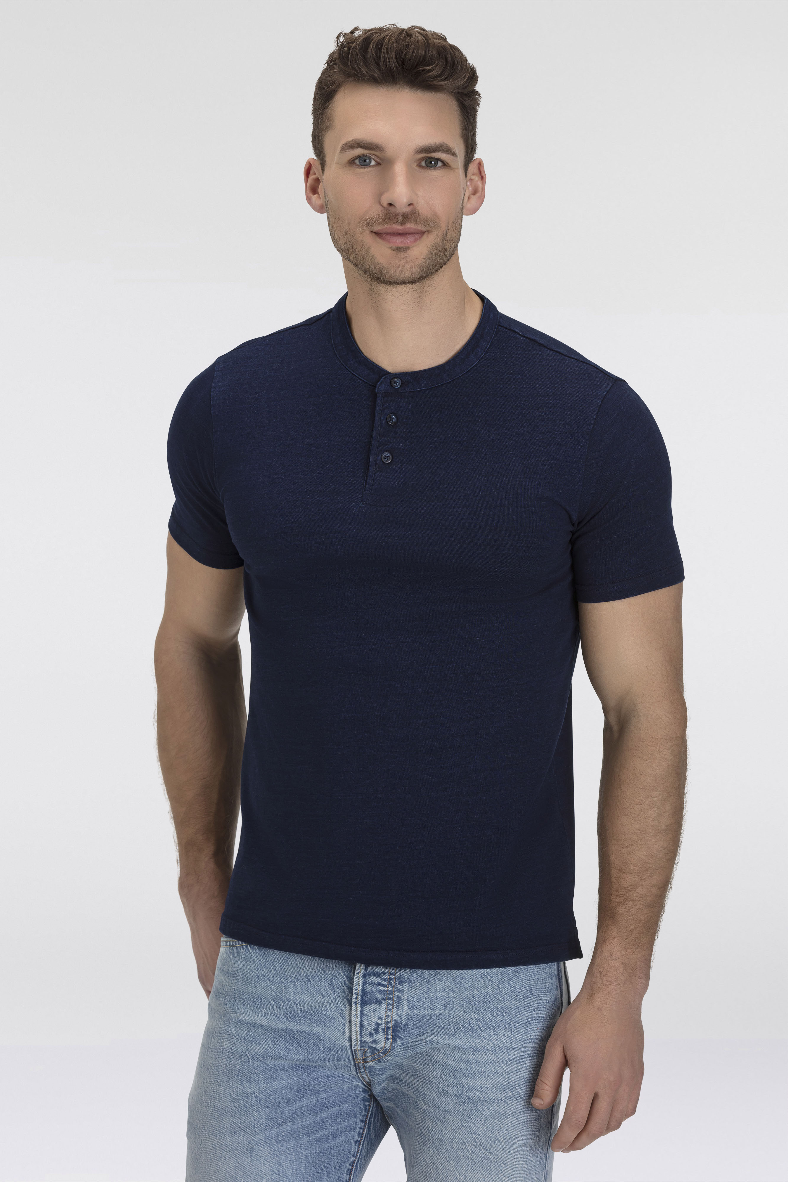 Henleyshirt LEVI'S, Herren, Gr. L, blau (true indigo), Jersey, Obermaterial: 100% Baumwolle, unifarben, regular fit normal, Rundhals, gerader Abschluss, Shirts, mit Logo Stickerei Image