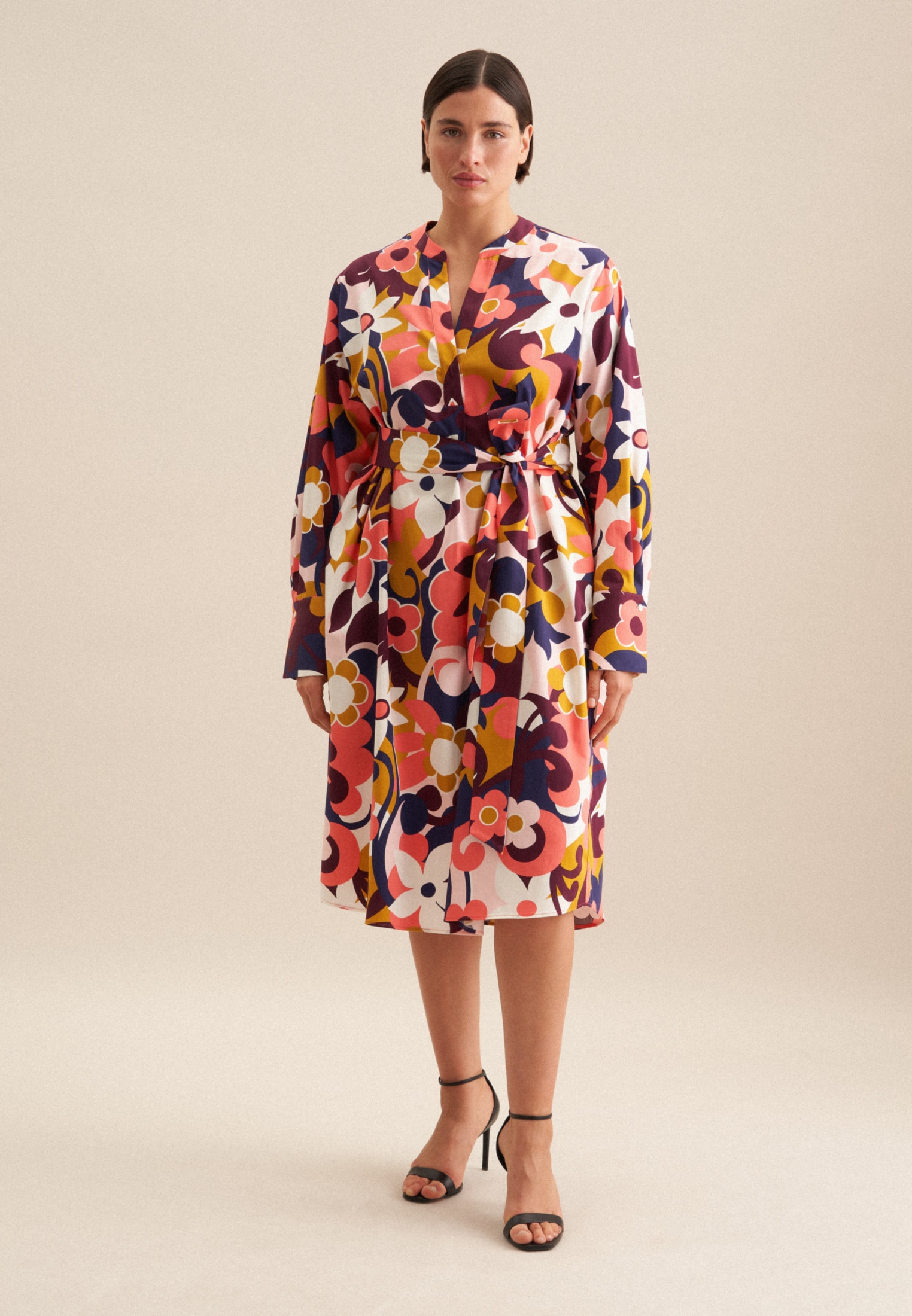 Sommerkleid SEIDENSTICKER "Schwarze Rose", Damen, Gr. 4XL48, Normalgrößen, rosa (rosa, pink), 100% Baumwolle, geblümt, regular fit, Kleider, Langarm Kragen Floral Image