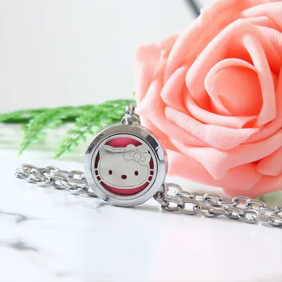 Hello Kitty Aroma Locket Necklace Magnetic Stainless Steel Aromatherapy Essential Oil Diffuser