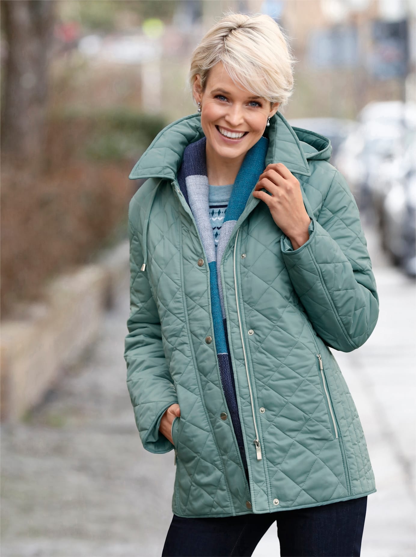 Winterjacke CASUAL LOOKS, Damen, Gr. 44, grün (jade), 100% Polyamid, unifarben, Jacken Winterjacke Image