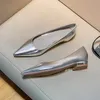 Silber spitzen Zehen dicken Absatz Frauen Pumps Frühling Herbst neue flache Mund Temperament Retro Pendler Low Heel Single Schuhe schuhe damen lederschuhe damenschuhe loafers women damen schuhe