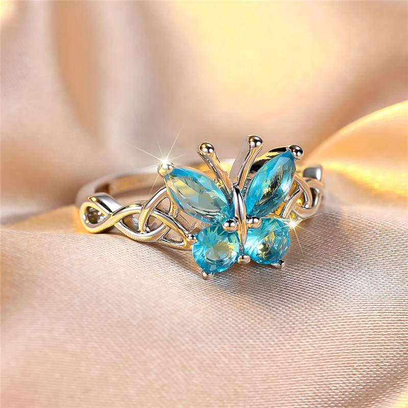 Luxus Weibliche Aqua Blau Zirkon Stein Schmetterling Verlobungsring Silber Farbe Hochzeit Schmuck Für Frauen