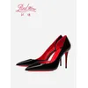 Schwarze, elegante Damenschuhe mit Absatz, 2025, Luxusmarke, High Heels, rot, glänzende Böden,