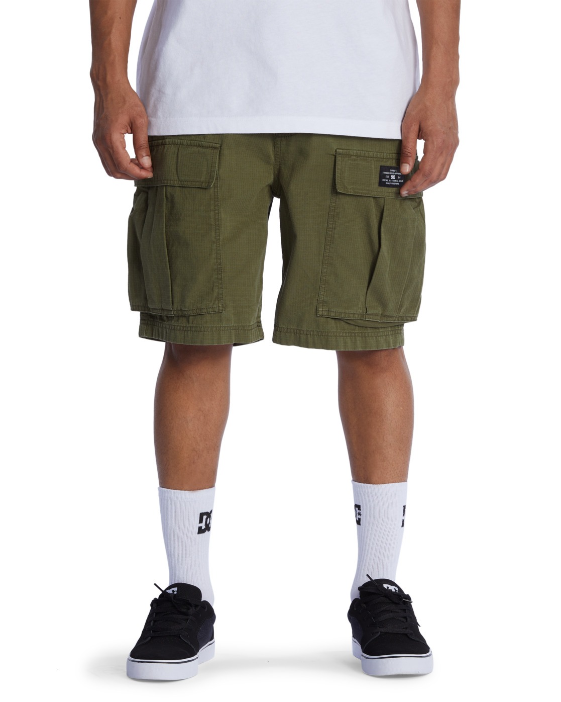 Bermudas DC SHOES "Tundra 22", Herren, Gr. M, grün (ivy grün), Obermaterial: 100% Baumwolle;, Hosen Bermudas