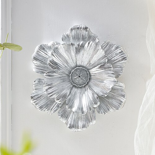 Vintage große Blumen Wanddekoration, gold silber weiß Kunstharz Wandbehang, 3D florale Wandkunst für Zuhause, Wohnzimmer, Schlafzimmer Dekoration Image