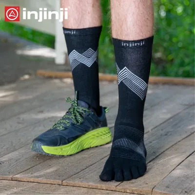 Injinji Five Finger Socks Marathon Long Running Socks Lightweight and Breathable.
