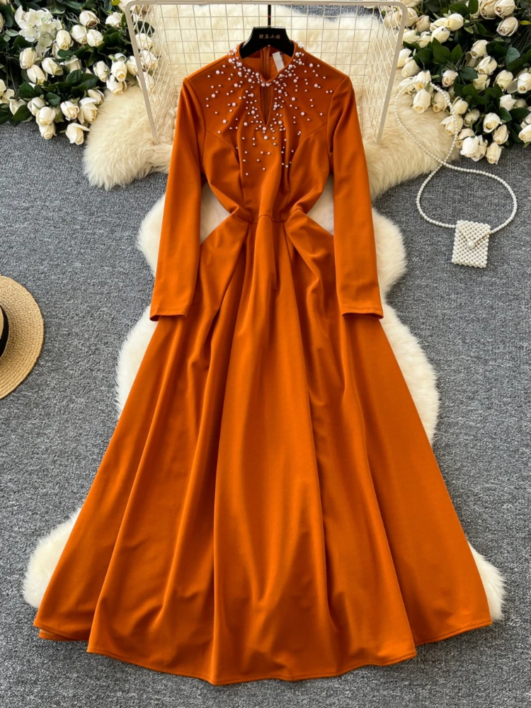 Elegante Orange Party Kleid Frauen Vintage Nagel Perle Höhlte Stehkragen Lange Ärmeln Party Kleider Damen Lange Robe Vestido