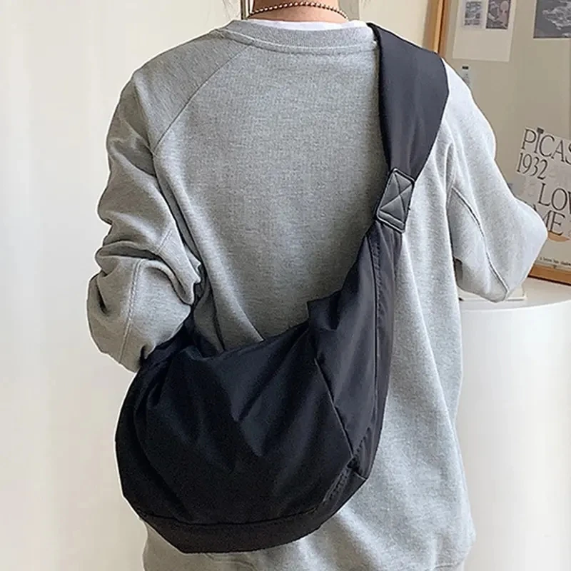 Borsa a tracolla da donna in nylon casual di nuova moda estiva di grande capacità Borsa hobo stile coreano Borsa a tracolla a tracolla per giovani