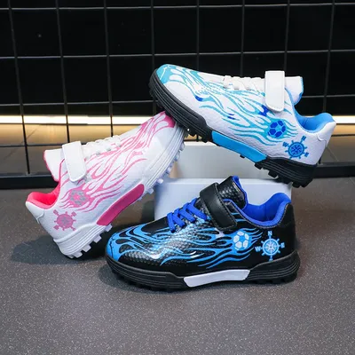 Children Soccer Cleats Fashion Design Breathable Non-slippery Soccer Shoes for Boys and Girls