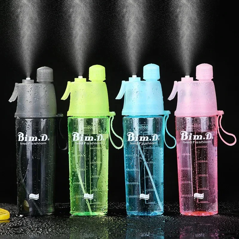 1/2/4PCS Kunststoff Spray Tasse Sommer Outdoor Sport Wasser Flasche Hydratation Kühlung Spray Tasse Reise Tragbare wasser Tasse Geschenk Tassen Image