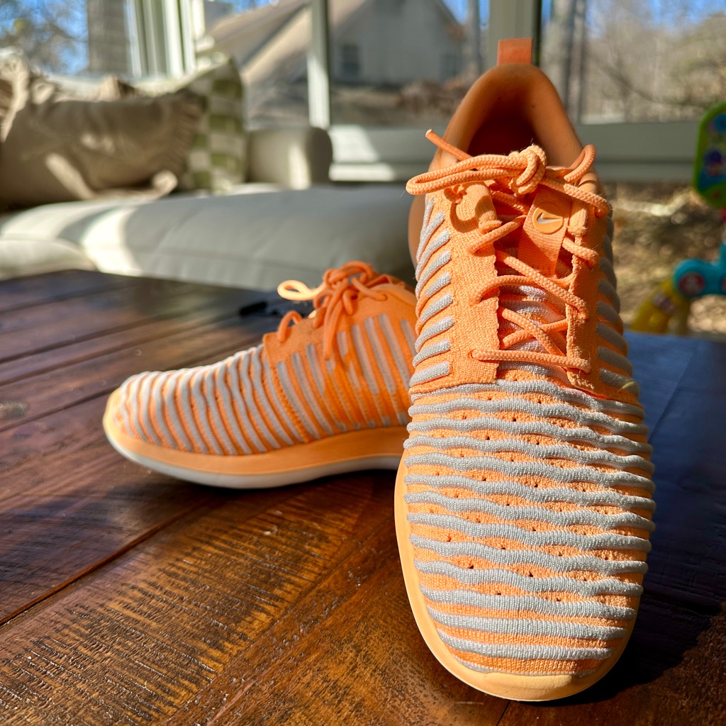 Nike Shoes | Women’s Nike Tennis Shoes. Orange And White. Size 7. | Color: Orange/White | Size: 7