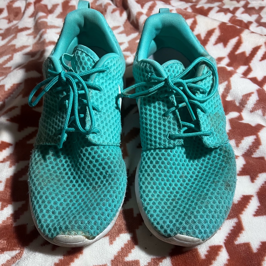 Nike Shoes | Women’s Nike Tennis Shoes | Color: Blue | Size: 10