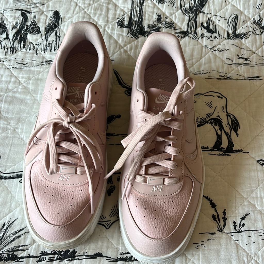 Nike Shoes | Worn Once Nike Tennis Shoes. | Color: Pink | Size: 8.5