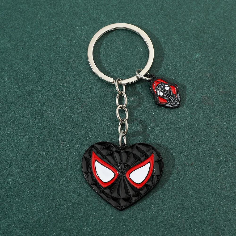 Marvel Avengers Superhelden-Schlüsselanhänger – trendiges Spiderman-Design, lustiger Herz-Schlüsselanhänger, ideales Geschenk für Fans und Freunde Image