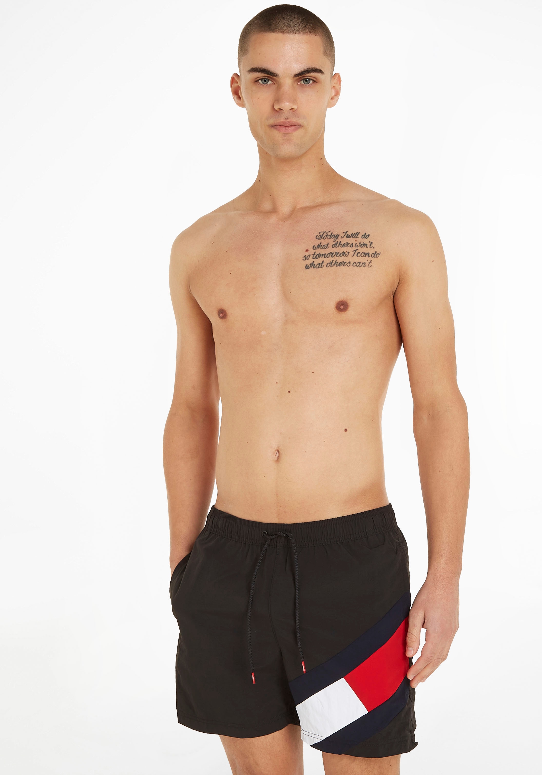 Badeshorts "SF MEDIUM DRAWSTRING", Herren, Gr. M (50), N-Gr, schwarz, Microfaser, Polyamid, TOMMY HILFIGER SWIMWEAR, unifarben, Badehosen, mit Tommy Hilfiger Markenlabel Image