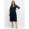 Cocktailkleid SHEEGO "Große Größen", Damen, Gr. 42, Normalgrößen, blau (nachtblau), Obermaterial: 100% Polyamid;Futter: 100% Polyester, unifarben, elegant, figurumspielend wadenlang, V-Ausschnitt, 3/4-Ärmel, Kleider Partykleid, aus floraler Spitze,...