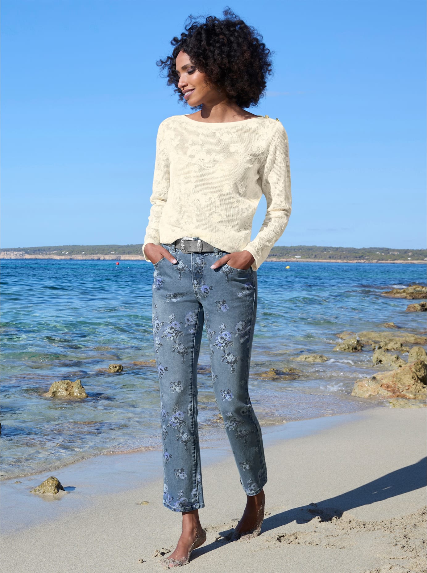 Bequeme Jeans HEINE, Damen, Gr. 44, Normalgrößen, blau (blau, bleached, bedruckt), 95% Baumwolle, 3% Polyester, 2% Elasthan, bedruckt, geblümt, gemustert, mehrfarbig, 7/8-Länge, Jeans