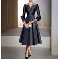 Elegantes Cocktailkleid in A-Linie für Hochzeitsgäste und formelle Anlässe wadenlang 3 4-Ärmel V-Ausschnitt Satin und Falten perfektes Kleid zum Beeindrucken 2024
