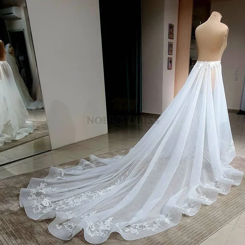 Abnehmbarer Organza-Brautrock, Spitzenapplikationen, Hochzeit, abnehmbare Schleppe für Kleider, Überrock, individuell gestaltet Image