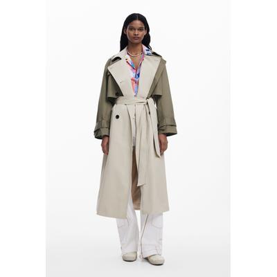 Detachable two-tone trench coat