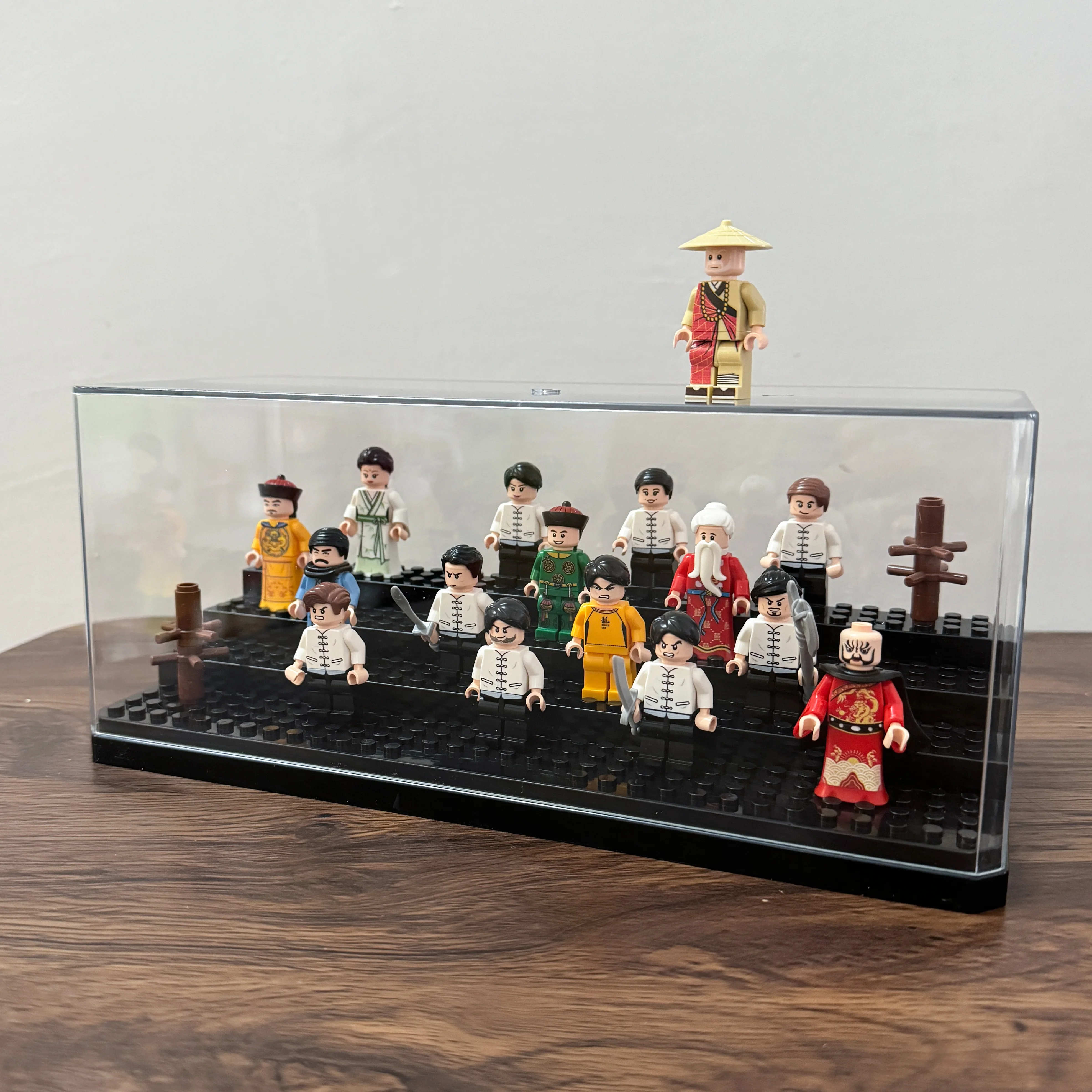 Große Vitrine für Minifiguren-Actionfiguren-Blöcke, stapelbare, staubdichte Baustein-Displaybox für die Aufbewahrung von Lego-Figuren