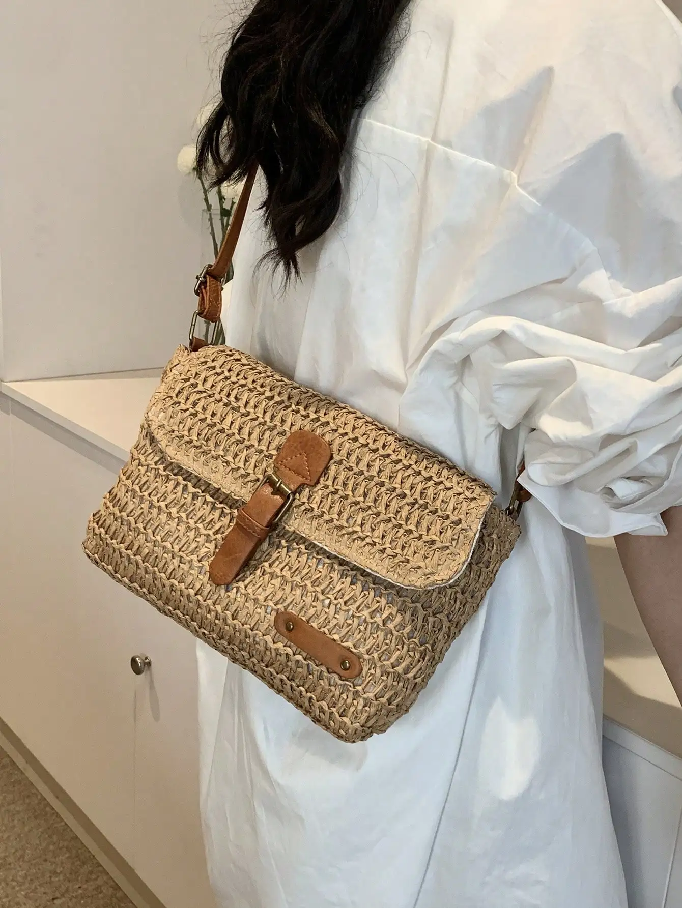 Nouveau sac pour femmes en paille à la mode, sac à bandoulière décontracté pour vacances à la mode, sac pour femmes en paille polyvalent et élégant