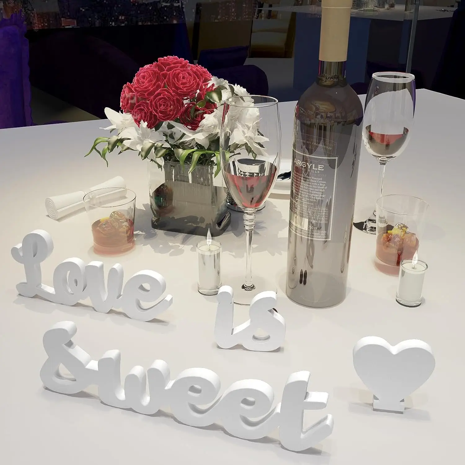 Weiße Liebe ist süßes Zeichen für Hochzeits tisch, hölzerne Liebe ist süß & Herz Zeichen für Dessert Tisch dekoration, freistehende Liebe ist swee Image