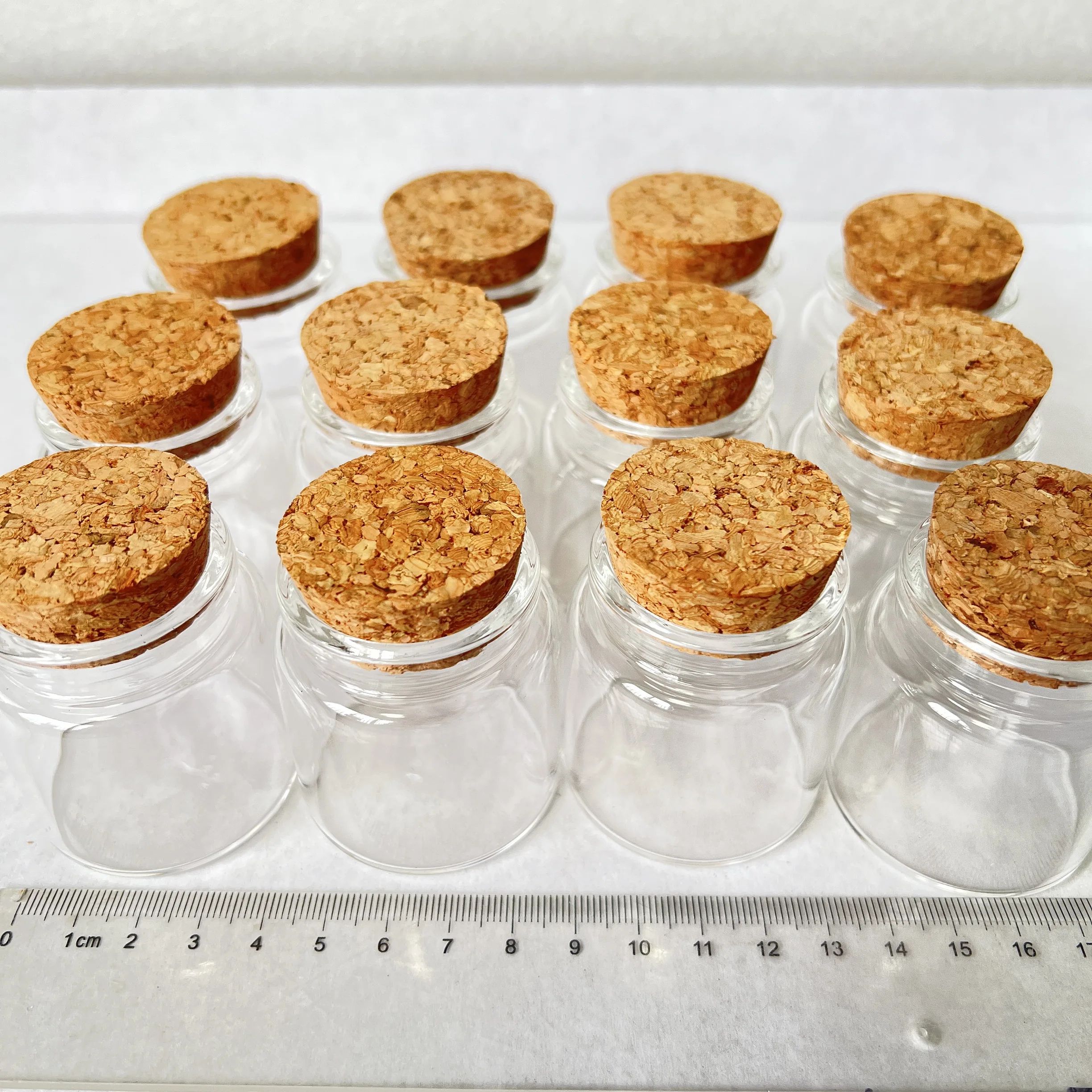 6/12 Stück 33 x 47 x 50 mm, 50 ml, Klarglasflaschen, Korkstopfen, kleine Gewürz-Vorratsgläser, DIY-Handwerk, ätherische Öle, dekorative Fläschchen Image