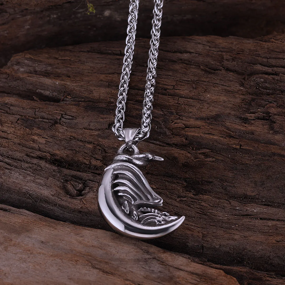 Wikinger Vintage Monddrache Halskette Edelstahl Kreatives Design Nordisches Amulett Anhänger für Männer Frauen Schmuck Geschenk Image