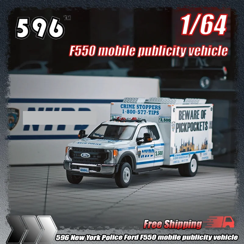 596 1:64 New York Police Ford F550 Mobiles Werbefahrzeug mit beleuchteter Vitrine und realistischem Auto-Modell aus Legierungsguss als Geschenk